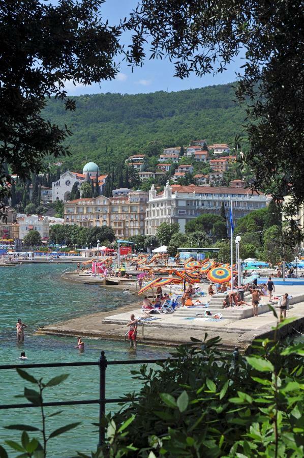 Apartment Gianfranko Opatija Exterior photo